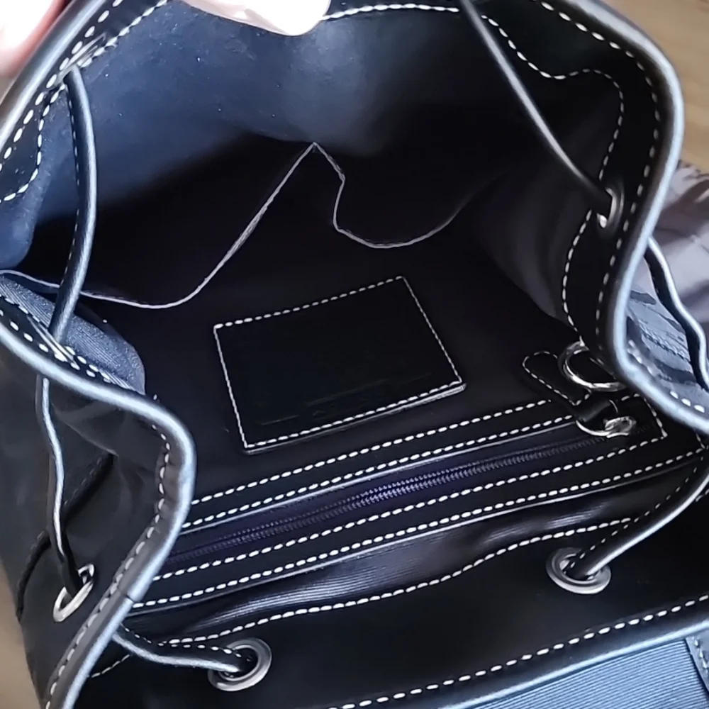 Vintage Signature Black Coach Small Backpack Purse - Picture 6 of 8